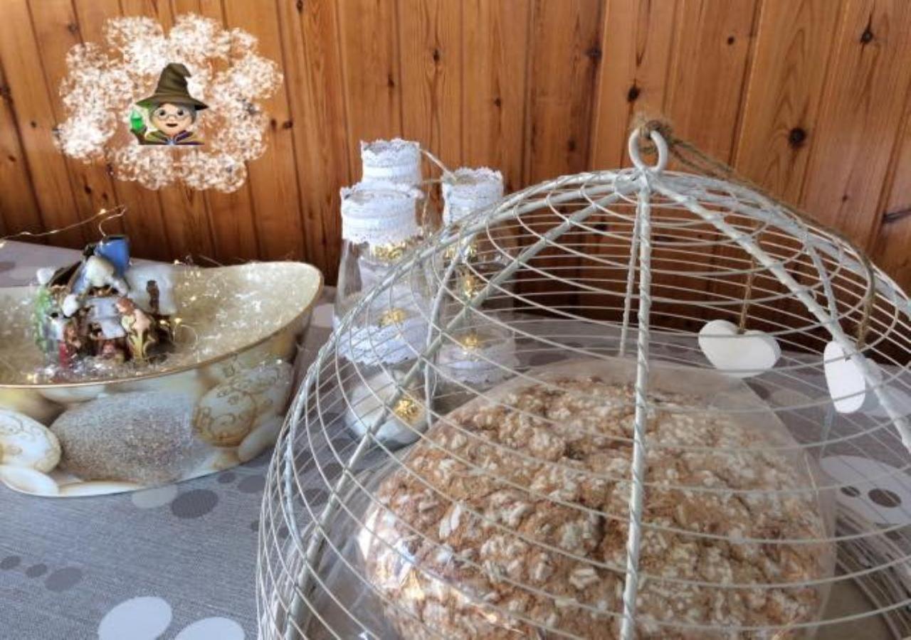 Il Melo Rosa Bed & Breakfast San Costanzo Exterior photo